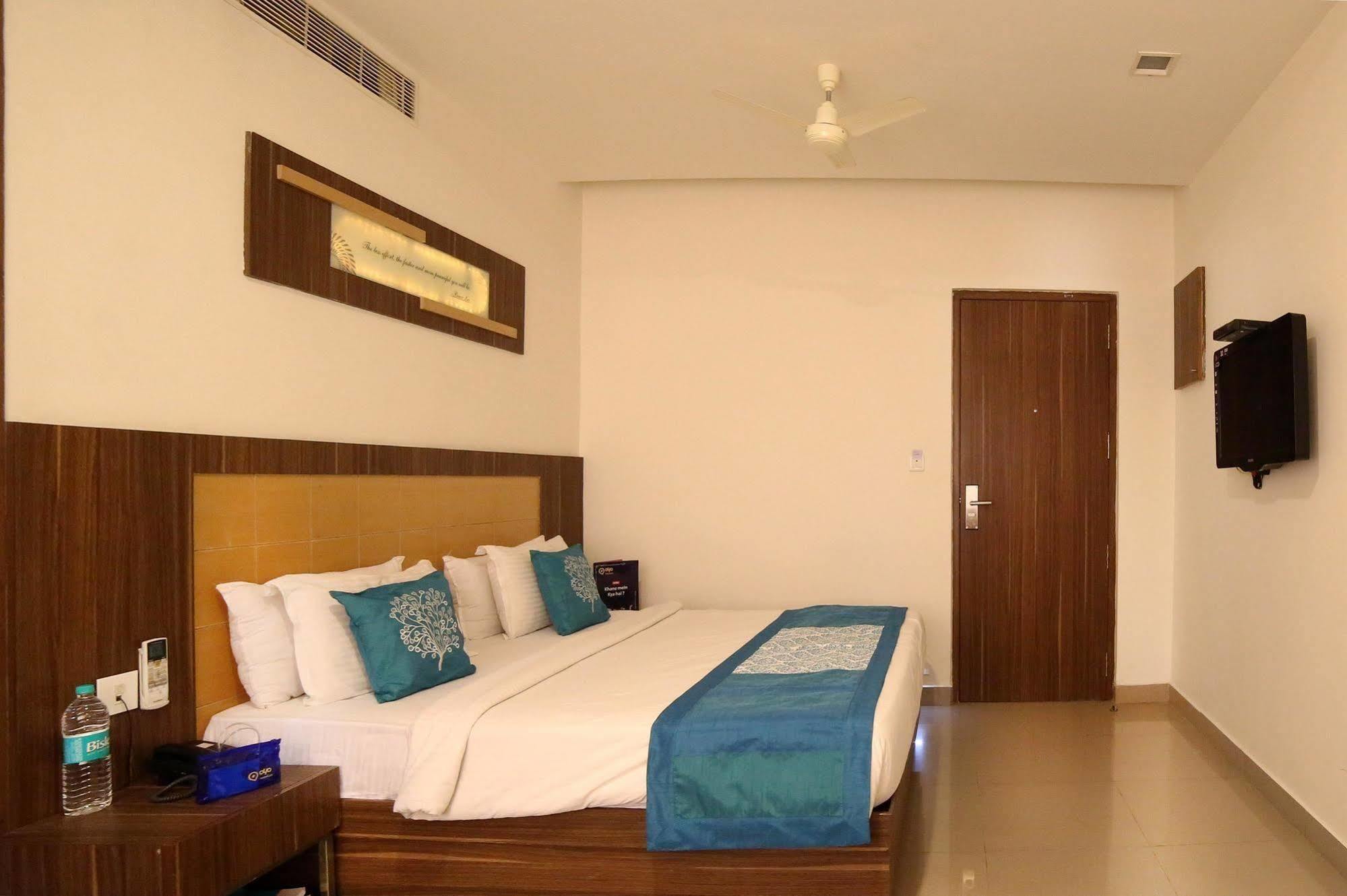 Hotel Continental Park Vijayawāda Exteriér fotografie